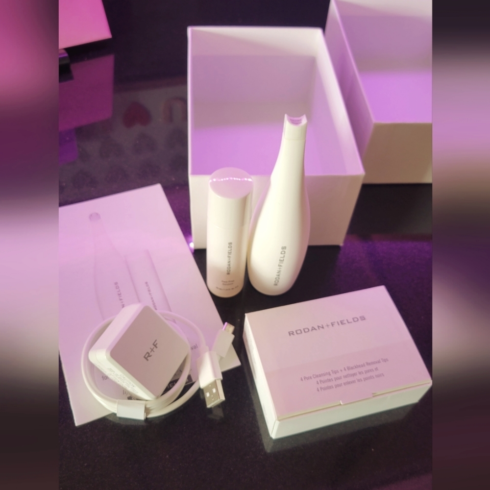 (Discontinued) Rodan + Fields Pore Cleansing System
